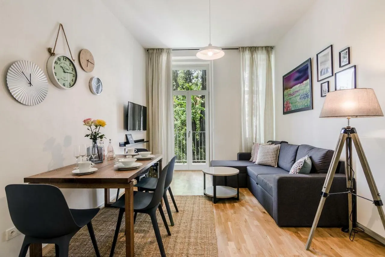Zizkov Apt Prague By Michal&Friends